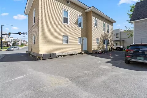 18 Maple Ave, Barre, VT 05641 photo 5
