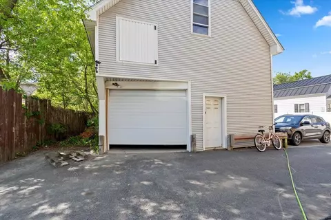 18 Maple Ave, Barre, VT 05641 photo 2