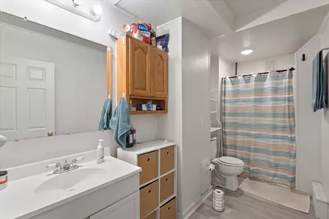 18 Maple Ave, Barre, VT 05641 photo 21