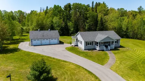 45 Northwoods Dr, Whitefield, NH 03598