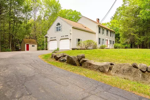 116 Deer Ridge Dr, Barrington, NH 03825