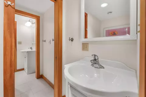 Bath - 32 River Rd, Hanover, NH 03755 photo 5 of 6