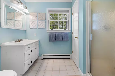 Bath - 32 River Rd, Hanover, NH 03755 photo 6 of 6