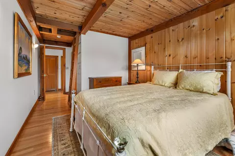 Bedroom - 32 River Rd, Hanover, NH 03755 photo 4 of 9