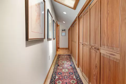 Entry Way - 32 River Rd, Hanover, NH 03755 photo 6 of 8