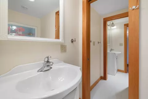 Bath - 32 River Rd, Hanover, NH 03755 photo 3 of 6