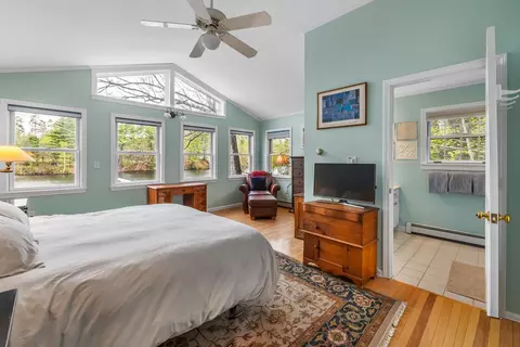 Bedroom - 32 River Rd, Hanover, NH 03755 photo 5 of 9