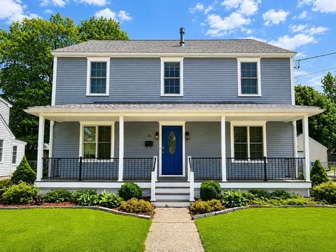 23 Cayuga Ct, Burlington, VT 05408