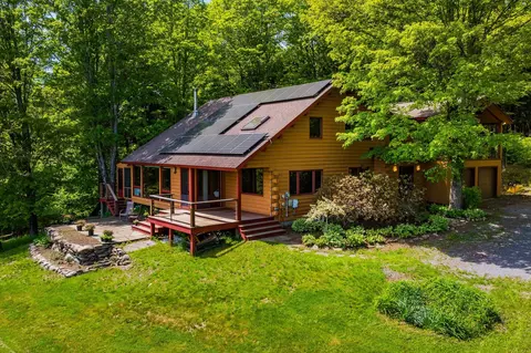 1538 Barker Rd, Post Mills, VT 05058