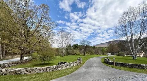 7 Dusty Hollow Ln, Dorset, VT 05251