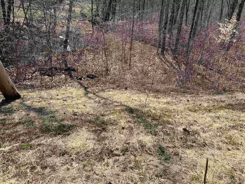20 Lake Shore Dr, Winchester, NH 03470
