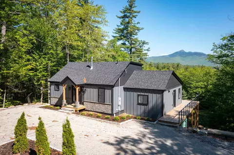 673 Page Hill Rd, Tamworth, NH 03886