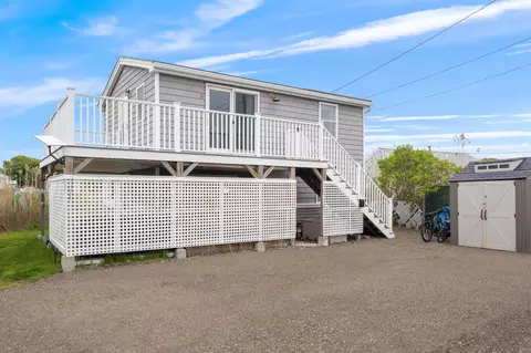 28 Kings Hwy #5, Hampton, NH 03842
