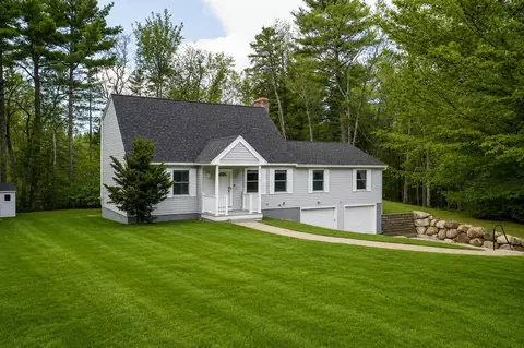 64 Carol Ann Way, Conway, NH 03860