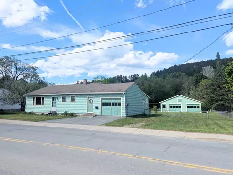 391 Concord Ave, Saint Johnsbury, VT 05819