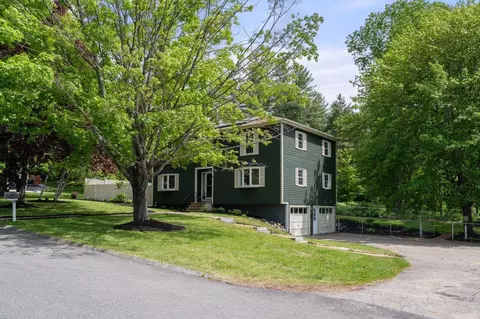 Exterior - 6 Roberta Dr, Dover, NH 03820 photo 6 of 8