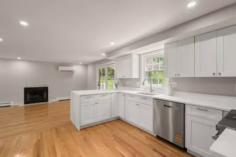 Kitchen - 6 Roberta Dr, Dover, NH 03820 photo 2 of 2