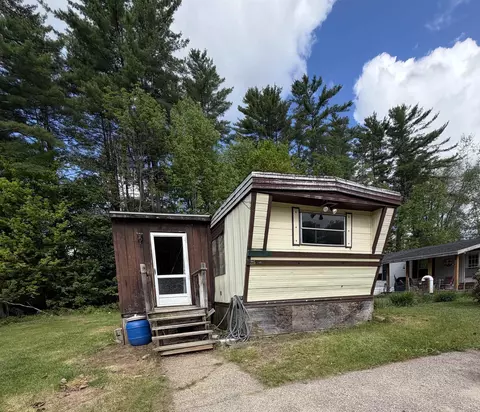 215 Riverside Dr #14 B, Campton, NH 03223