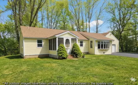 18 Littlefield Ct, North Berwick, ME 03906