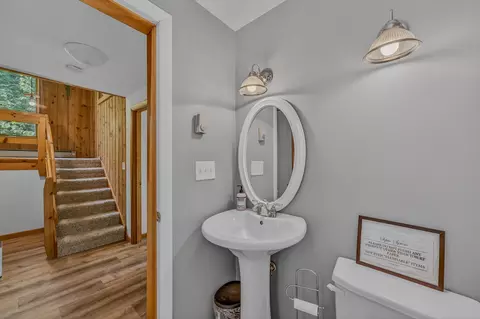 Entry Way - 139 Summit Dr, Campton, NH 03223 photo 3 of 4