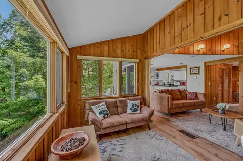 Living - 139 Summit Dr, Campton, NH 03223 photo 6 of 9