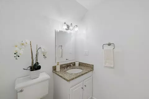 Bath - 22 Kent St, Windham, NH 03087 photo 3 of 3