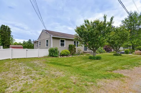 Exterior - 6 Ray Dr, Hooksett, NH 03106 photo 13 of 19