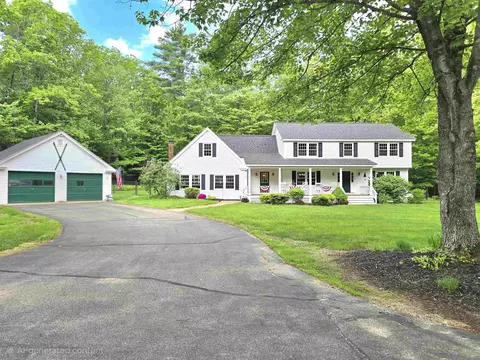 156 Bow Ln, Conway, NH 03860