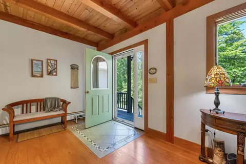 Entry Way - 155 Fox Run Rd, Stoddard, NH 03464 photo 2 of 4