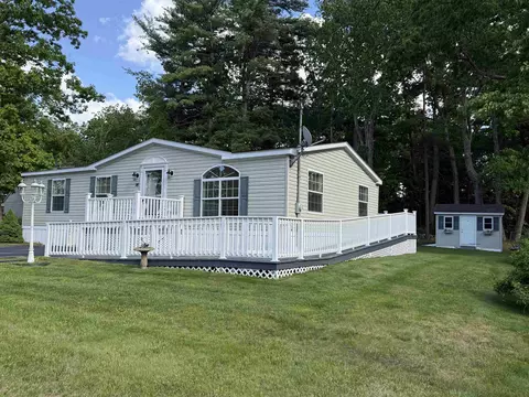 97 Fordway Ext #16, Derry, NH 03038