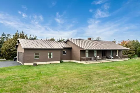 7353 Maquam Shore Rd, St. Albans Town, VT 05478