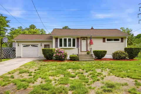 10 Timberline Dr, Nashua, NH 03062