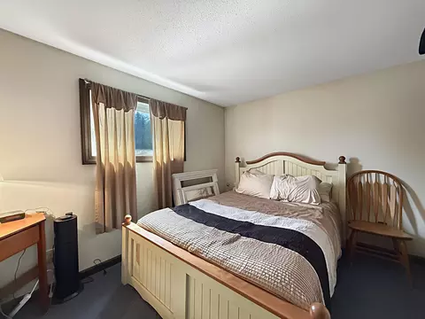 Bedroom - 4518 Vermont Route 114, Canaan, VT 05903 photo 3 of 5