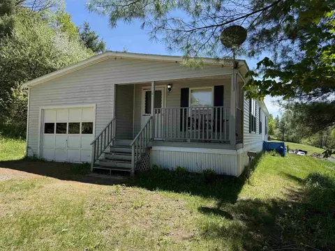 96 Walsh Rd, Waterford, VT 05819