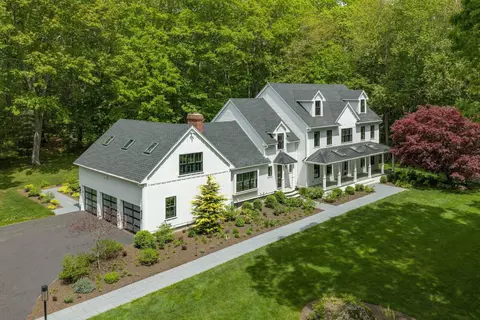 13 Rockrimmon Rd, North Hampton, NH 03862