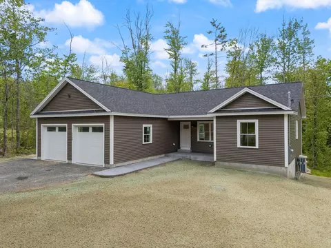 1508 Foxes Ridge Rd, Acton, ME 04001