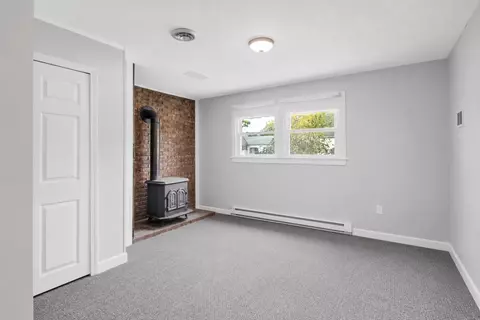 91 Lapointe St, Winooski, VT 05404 photo 40