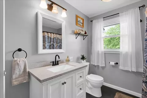 91 Lapointe St, Winooski, VT 05404 photo 25