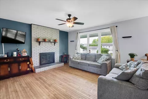 Living - 91 Lapointe St, Winooski, VT 05404 photo 2 of 2