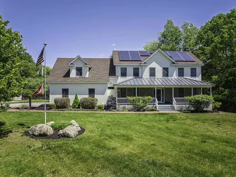 3 Foxtail Ridge Rd, Dover, NH 03820