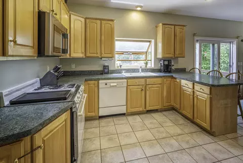 Kitchen - 3 Foxtail Ridge Rd, Dover, NH 03820 photo 1 of 1