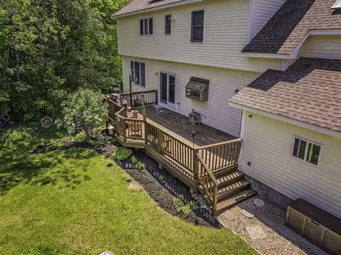 Exterior - 3 Foxtail Ridge Rd, Dover, NH 03820 photo 7 of 9