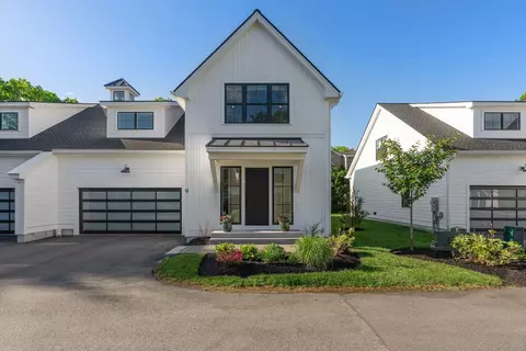 1171 Sagamore Ave #9, Portsmouth, NH 03801