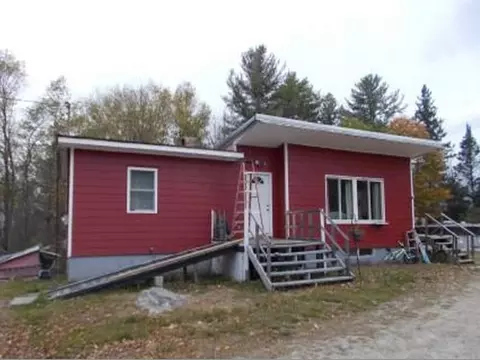 16 Thompson Rd, Northumberland, NH 03582