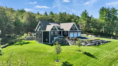 109 Harvard Ave, Auburn, NH 03032