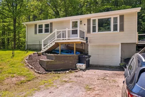 42 Chalk Pond Rd, Sutton, NH 03221