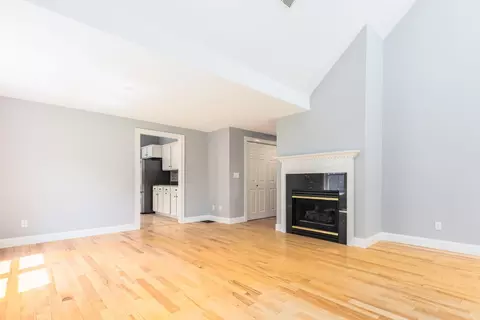 Living - 38 Hampton Mdw, Hampton, NH 03842 photo 4 of 4