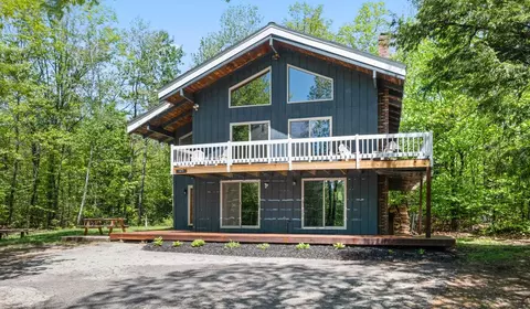 275 Glen Ledge Rd, Glen, NH 03838