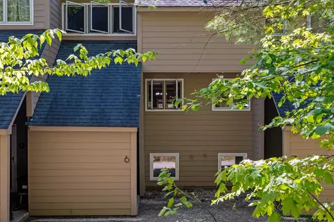 191 Schoolhouse Rd #B6, Killington, VT 05751