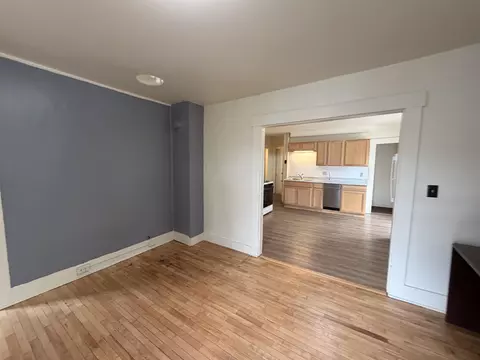 Living - 2 Plain St, Barre, VT 05641 photo 2 of 3